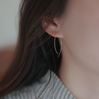 【elaia】ピアス リーフライン フックピアス オリジナルボックス/巾着付き