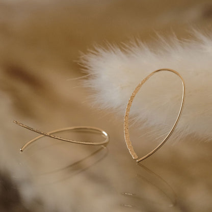 【elaia】ピアス シルエットカーブ フックピアス オリジナルボックス/巾着付き