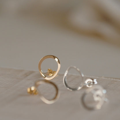 【elaia】ピアス メタル サークル スタッドピアス オリジナルボックス/巾着付き