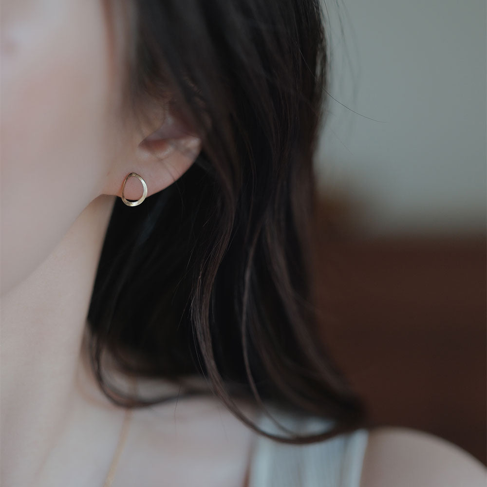 【elaia】ピアス メタル サークル スタッドピアス オリジナルボックス/巾着付き