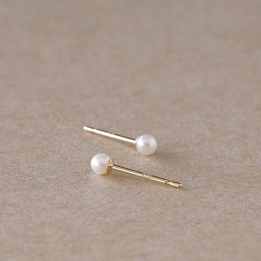 【elaia】ピアス K10 淡水パール スタッドピアス オリジナルボックス/巾着付き