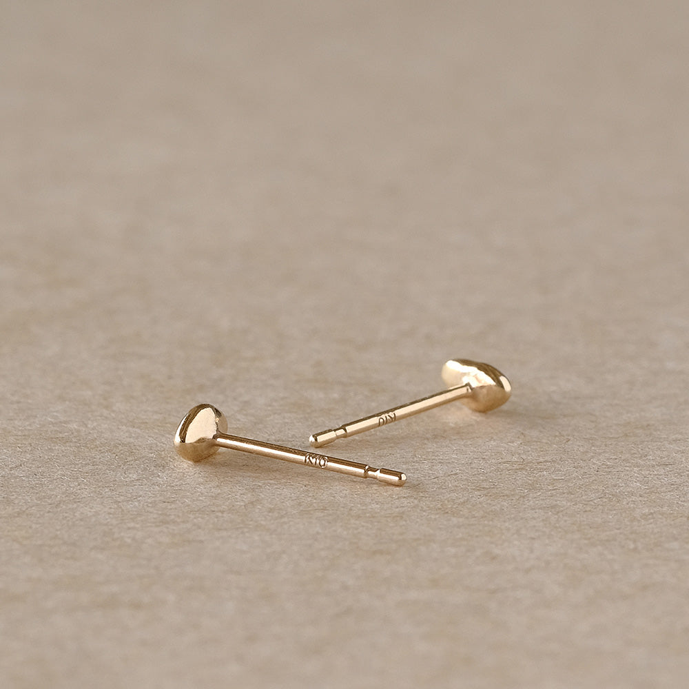 【elaia】ピアス K10 シード スタッドピアス オリジナルボックス/巾着付き