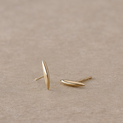 【elaia】ピアス K10 サイドアーチ スタッドピアス オリジナルボックス/巾着付き