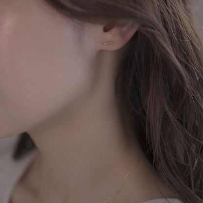 【elaia】ピアス K10 サイドアーチ スタッドピアス オリジナルボックス/巾着付き