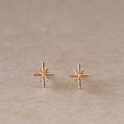 【elaia】ピアス K10 ブライトスター スタッドピアス オリジナルボックス/巾着付き