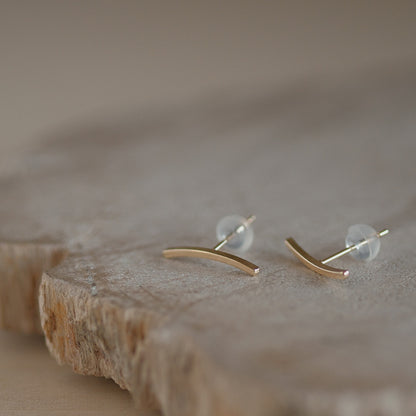 【elaia】ピアス K10 サイドライン スタッドピアス オリジナルボックス/巾着付き