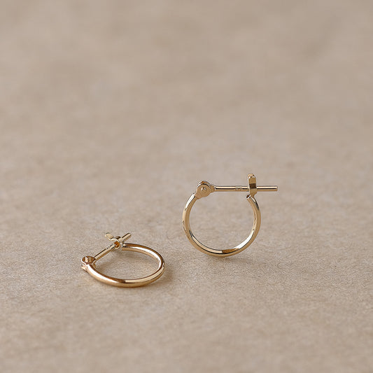 【elaia】ピアス K10 10mm フープピアス オリジナルボックス/巾着付き