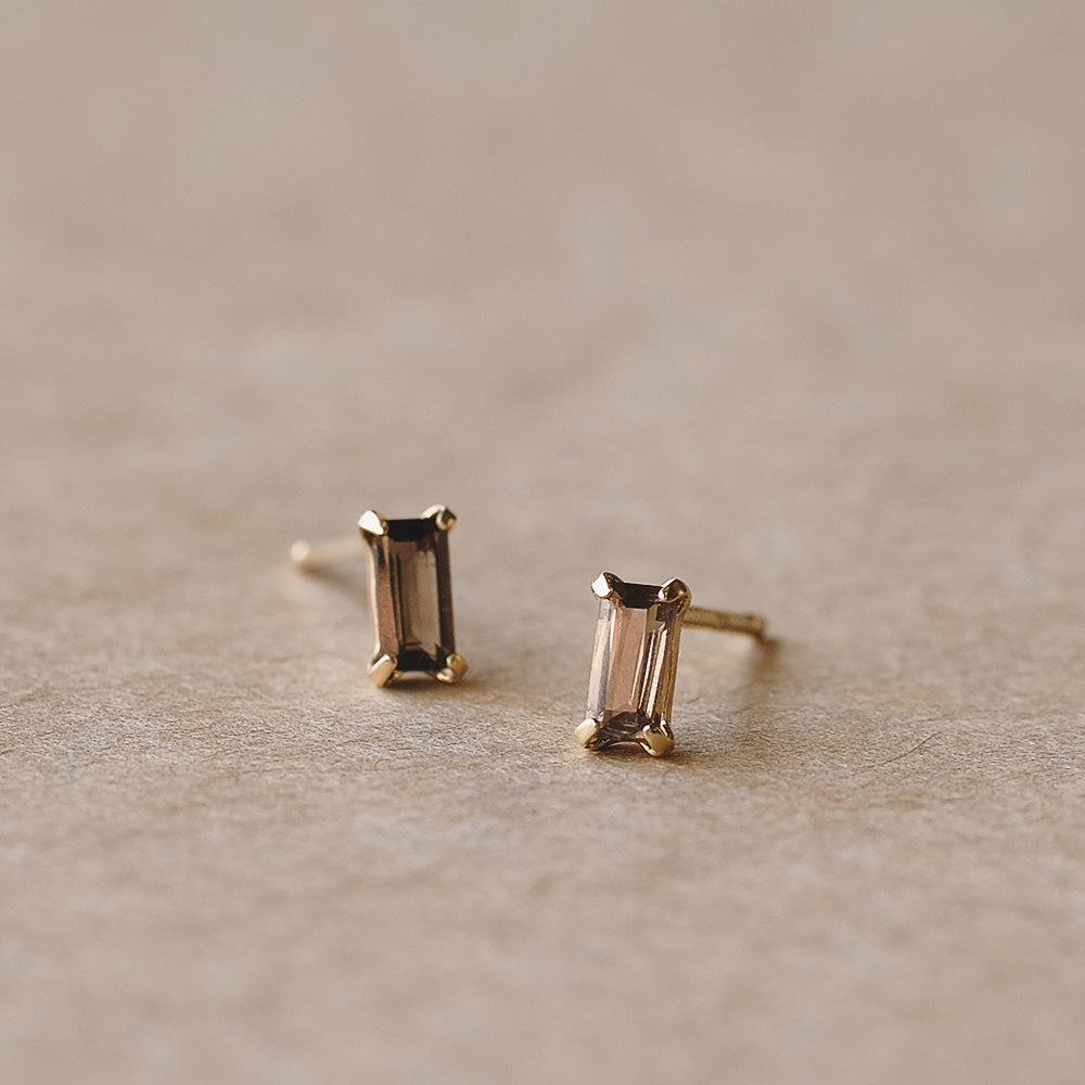 【elaia】ピアス K10 天然石 レクタングル スタッドピアス オリジナルボックス/巾着付き