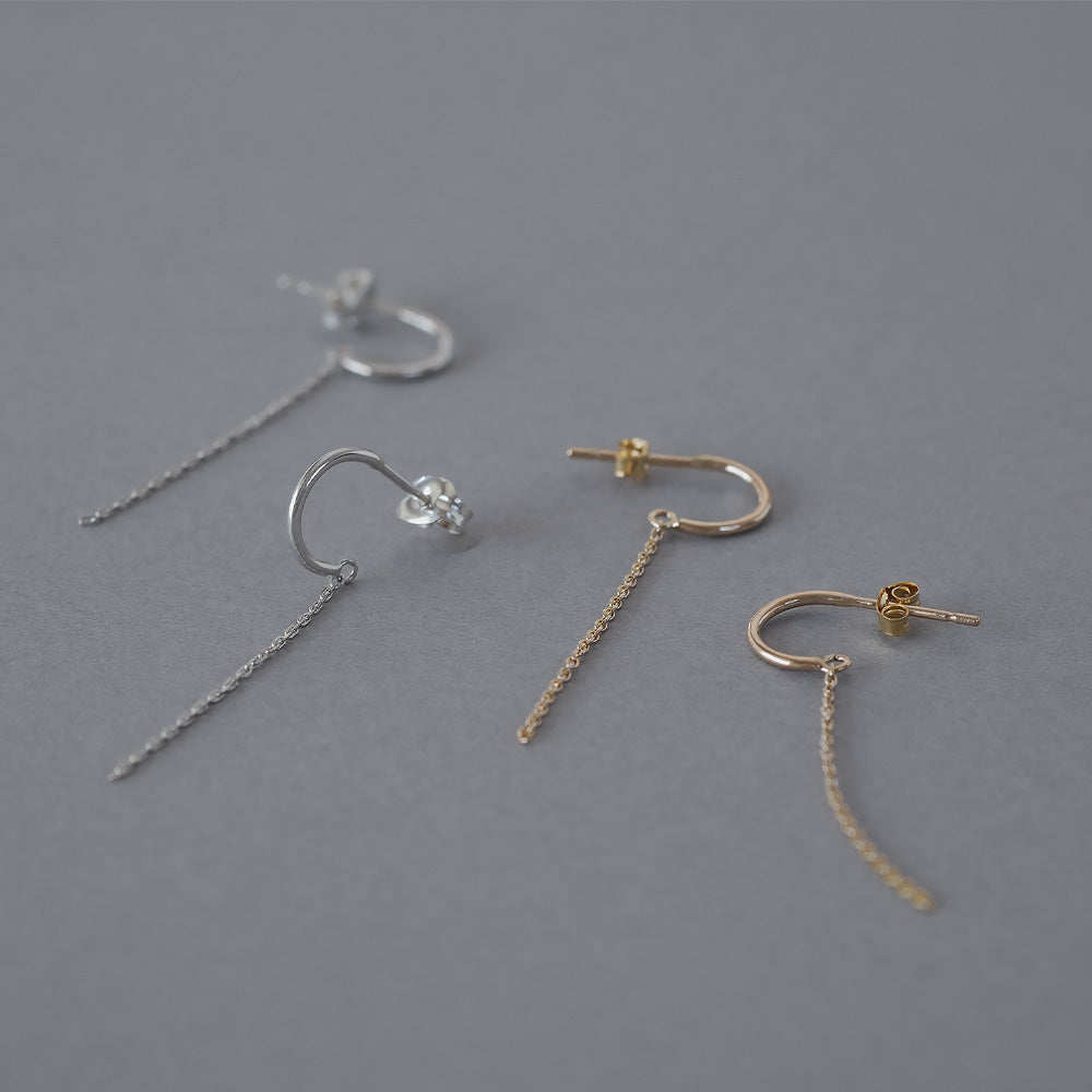 【elaia】ピアス カーブ チェーン スタッドピアス オリジナルボックス/巾着付き