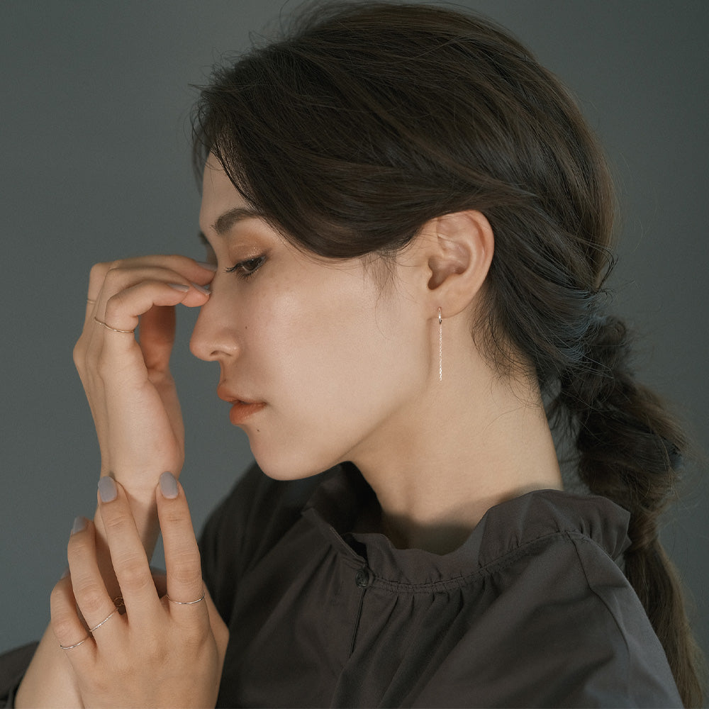 【elaia】ピアス カーブ チェーン スタッドピアス オリジナルボックス/巾着付き