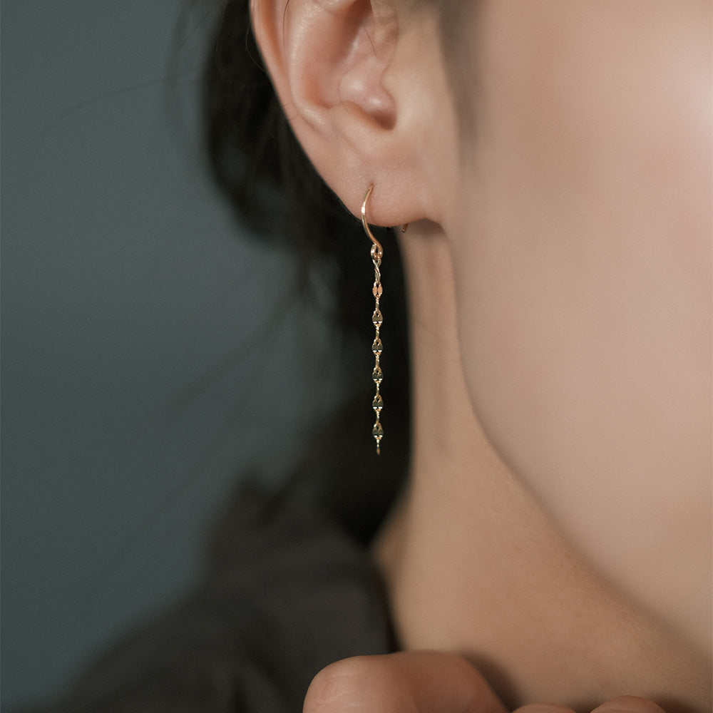 【elaia】ピアス ペタルチェーン フックピアス オリジナルボックス/巾着付き