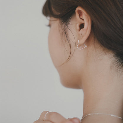 【elaia】ピアス ハート フープピアス オリジナルボックス/巾着付き