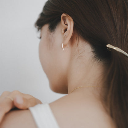 【elaia】ピアス カーブ フックピアス オリジナルボックス/巾着付き