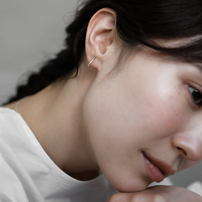 【elaia/エライア】 ピアス Silver925/K14ゴールドフィルド J テクスチャー スタッドピアス オリジナルボックス/巾着付き