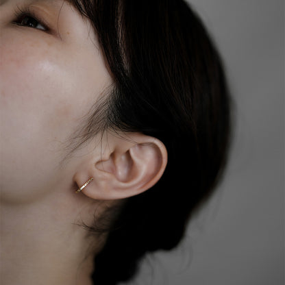 【elaia/エライア】 ピアス Silver925/K14ゴールドフィルド J テクスチャー スタッドピアス オリジナルボックス/巾着付き