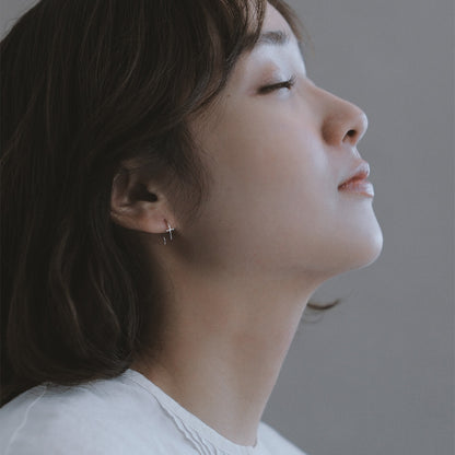 【elaia/エライア】ピアス Silver925/K14ゴールドフィルド クロス フックピアス オリジナルボックス/巾着付き