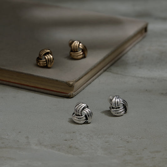 【LIMITED NUMBER】Vintage Like イヤリング ニッケルフリー メタル ライン ボタン クリップイヤリング シリコンカバー付き