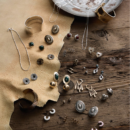 【LIMITED NUMBER】Vintage Like ピアス ニッケルフリー メタル フラワー クロス スエード風 リボン チタンポスト スタッドピアス