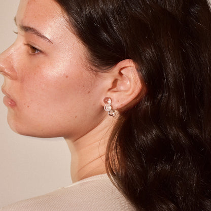 【LIMITED NUMBER/リミテッドナンバー】MELLOW クリア マーブル カラー ボール カーブライン チタンポスト スタッドピアス