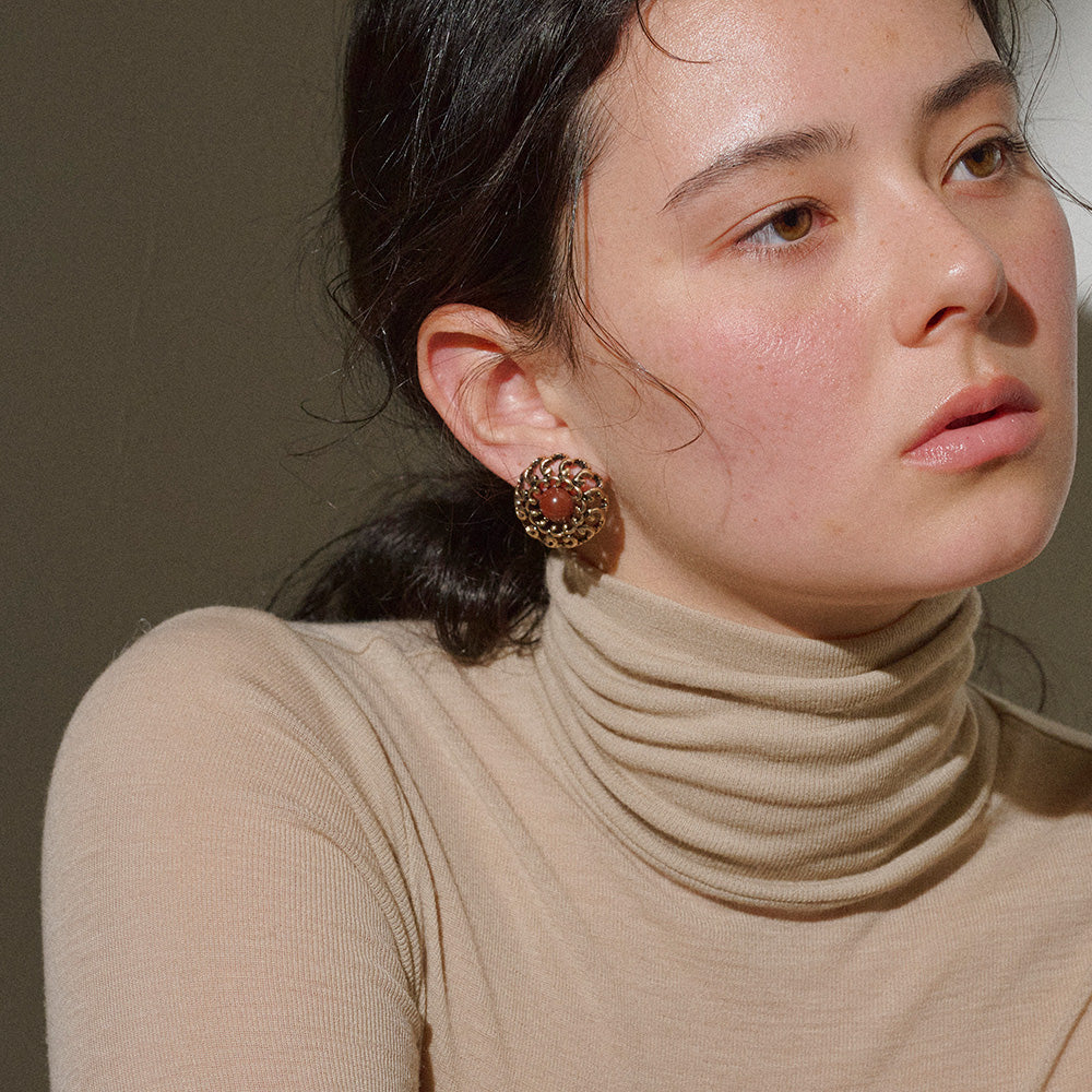 【LIMITED NUMBER/リミテッドナンバー】MELLOW 透かし アンティーク調 ボタン ストーンビーズ チタンポスト スタッドピアス