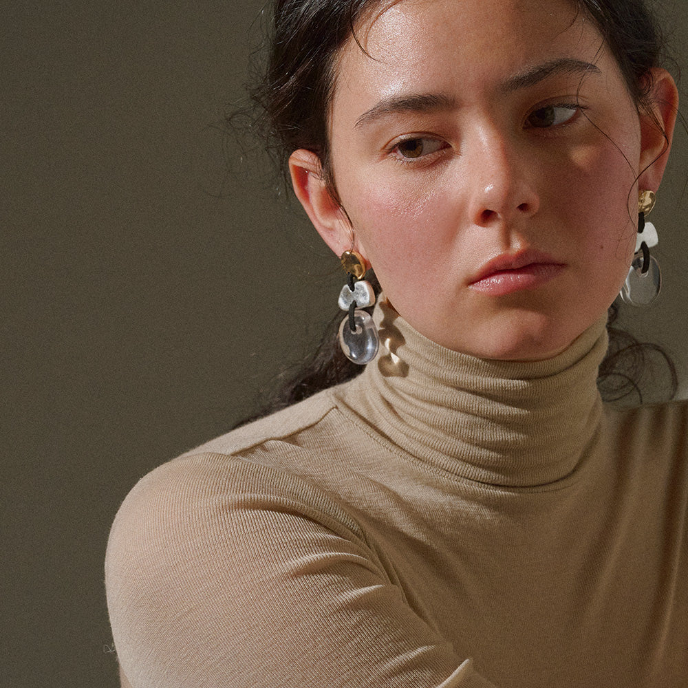 【LIMITED NUMBER/リミテッドナンバー】MELLOW マルチ シェイプ クリア コンビカラー チタンポスト スタッドピアス