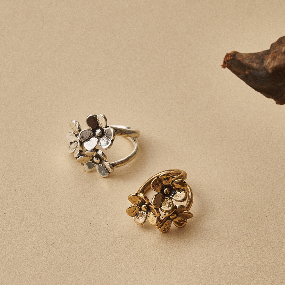 【LIMITED NUMBER】Vintage Like/volume ring リング ニッケルフリー メタル トリプル フラワー フリーサイズ 指輪