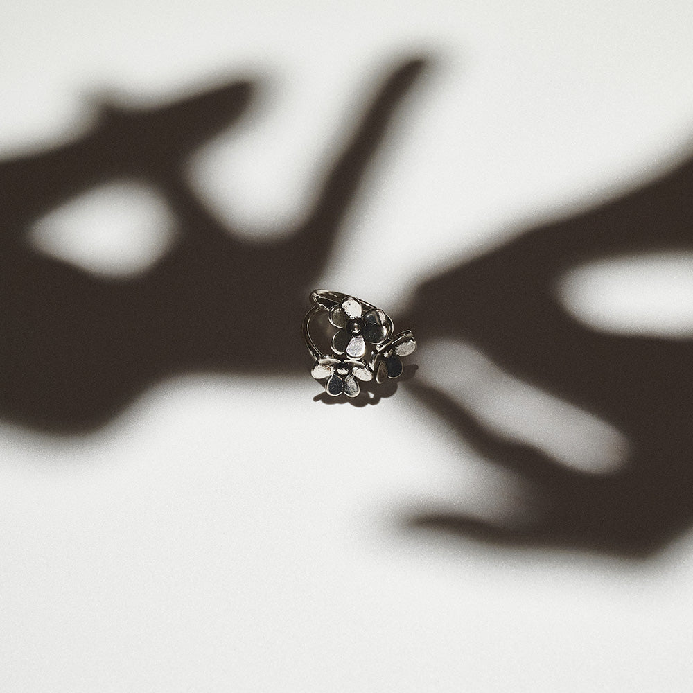 【LIMITED NUMBER】Vintage Like/volume ring リング ニッケルフリー メタル トリプル フラワー フリーサイズ 指輪