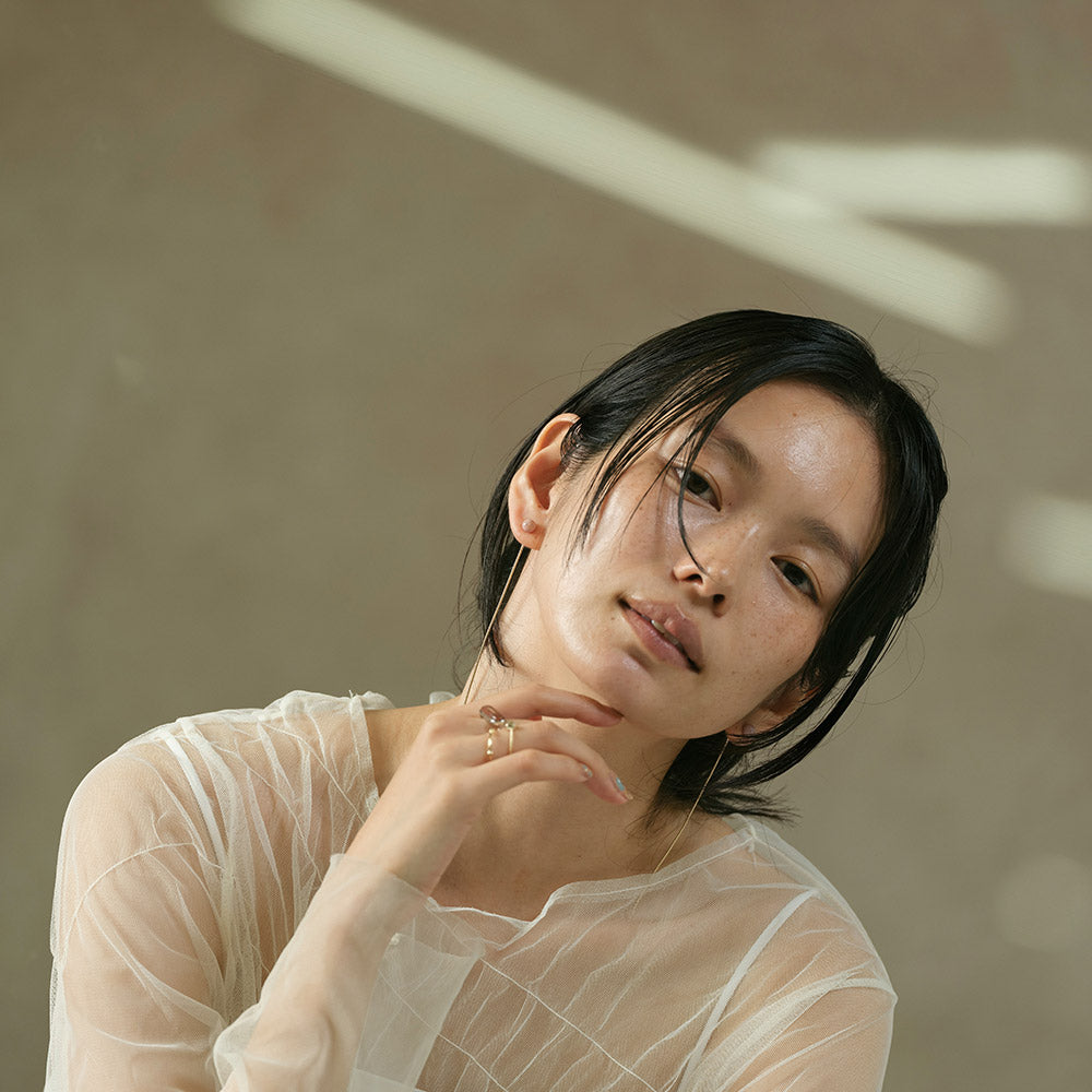 【Suu her.】ピアス ロング チェーン ボール 天然石 チタンポスト バックキャッチ スタッドピアス オリジナルクリアケース付き